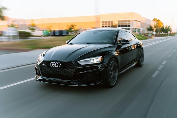 Quali sono gli elementi da considerare per progettare una cucina ergonomica e pratica?